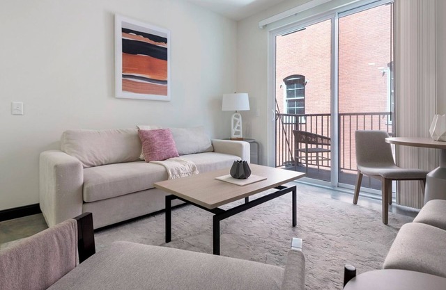 Senate 1BD 1 - Una Habitación Piso, Capacidad 2