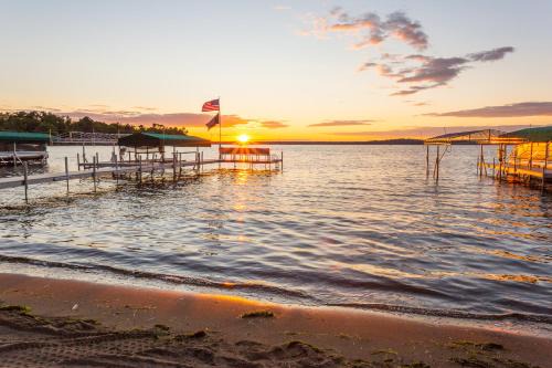 Bay Colony 761 - Lower