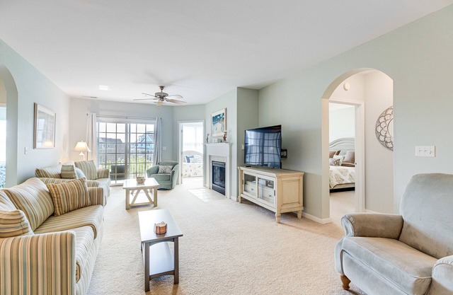 Bayside Resort - 5 star rated 3BR Condo next to Sun Ridge pool complex