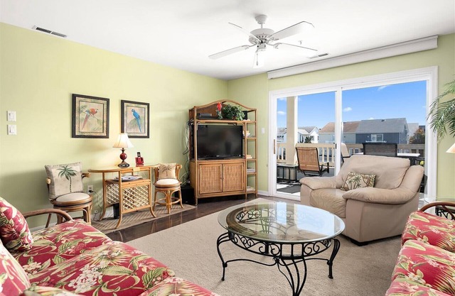 Baywatch III B201 - pretty 3 bedroom on canal with outdoor pool.