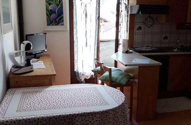 Bb waterfall apartment carè alto