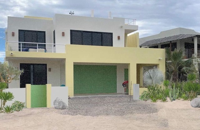 Beach Across Street Softest Sand in LaVentana South Beach Quiet/Spacious 1BR/1BA