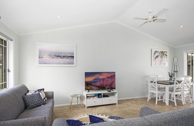 PLAYA DAZE - UMINA BEACH