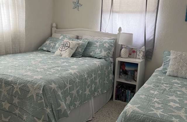 Beach House, walk to the beach