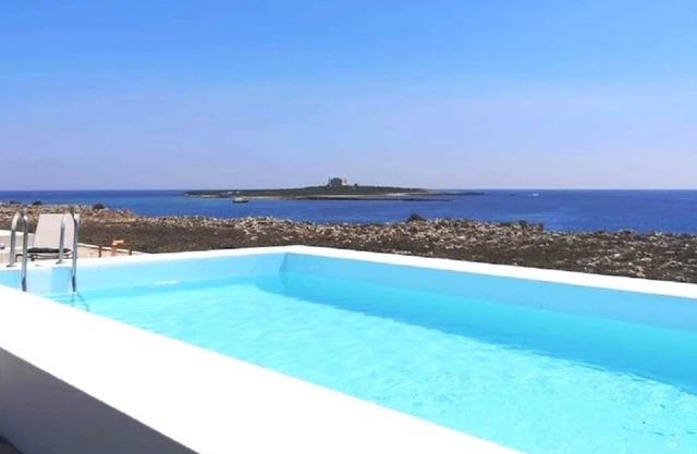 exclusivo apartamento en villa en el mar frente a la isla de Capo Passero