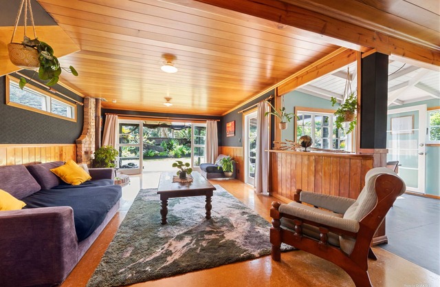 Beach, Lake, Bush and more..