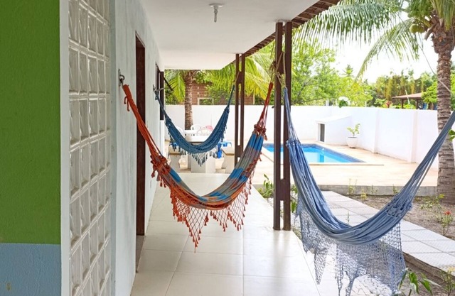 Beach, pool and barbecue with tranquility and privacy a hundred meters from the sea!