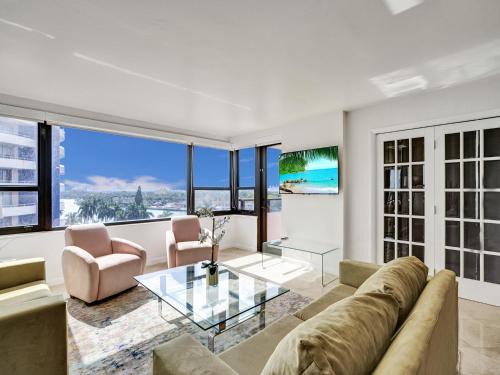 Beach Resort condo 921