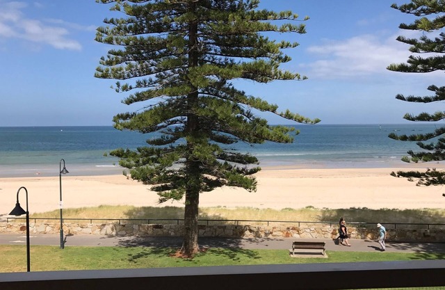 Frente a la playa en Glenelg