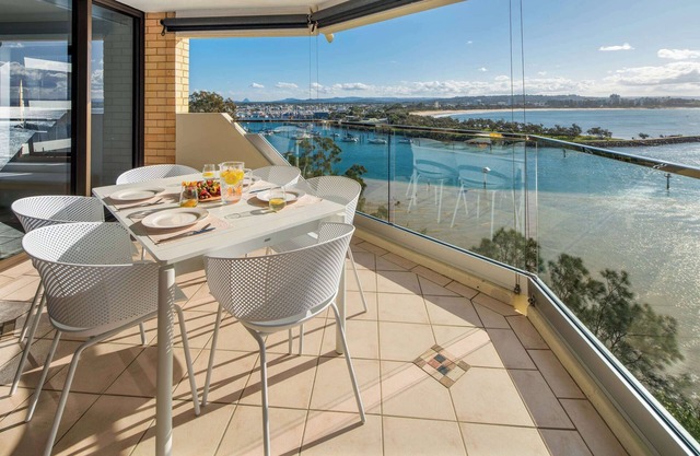 Beachfront Beauty in Buddina