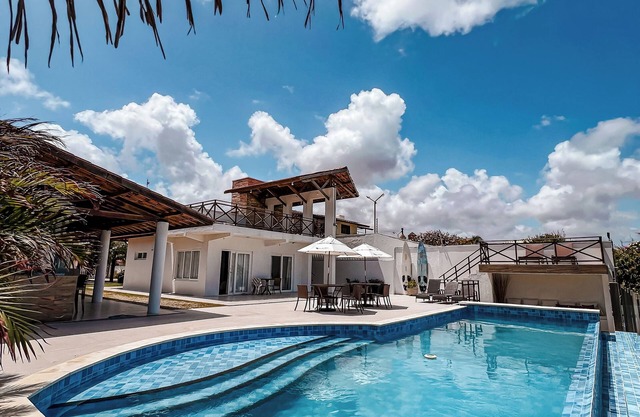 Beachfront house with private pool. Comfort and charm on the coast of Ceará