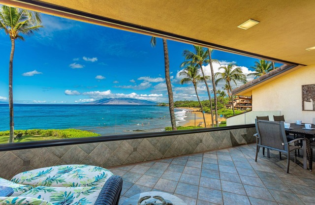 Hermoso condominio frente a la playa - Desde $ 762. 00 / noche !! - Makena Surf E-202