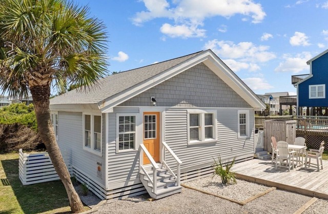 Beachside Cottage: Pet Friendly