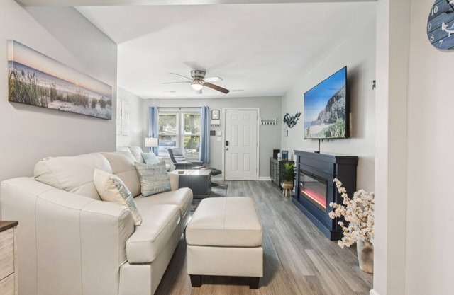 Beachy Haven Duplex - 3BR/2BA, Pet-Friendly with Firepit