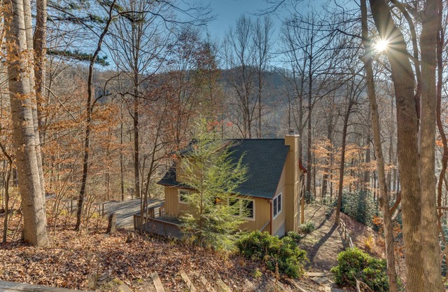 Caba��a Bear Creek | Rodeado de naturaleza | 25 min. a TIEC | 40 min. a Asheville
