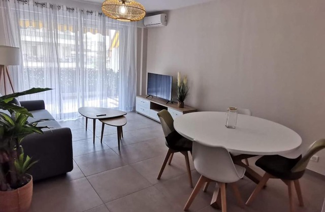 Beau 3 pièces entièrement rénové à 700m de la mer