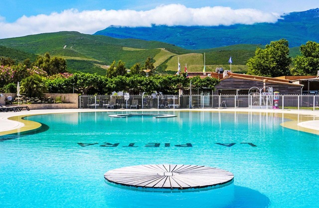 Apartamento en villa con piscina, A/C, WIFI, TV, terraza, mascotas permitida, vista panorámica