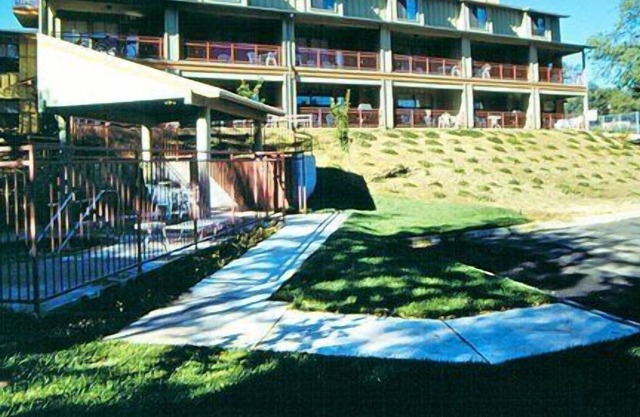 Beautiful 1 bedroom unit at resort, sleeps 4