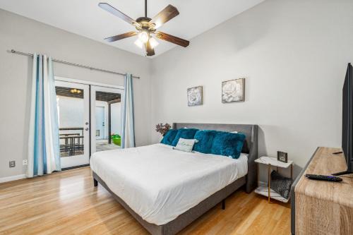 Beautiful 1 BR Home Pool Bocce Court