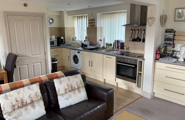 Beautiful 2-Bed Cottage in Grewelthorpe , Masham