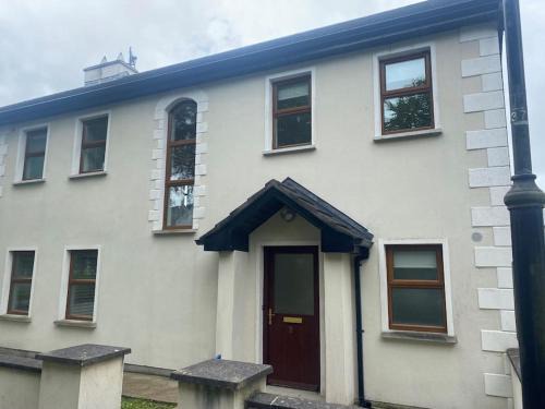 Beautiful 3 Bedroom House in Coolaney Village County Sligo