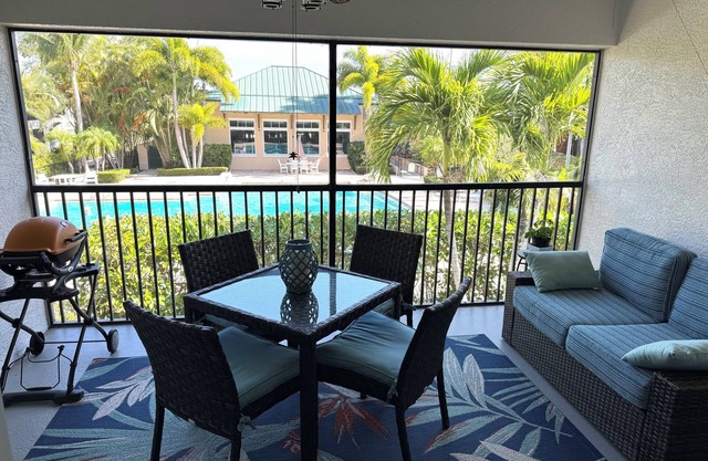 Beautiful 3 BR Condo in Boulevard Tennis/Padel Club-Pool, Fitness, Dining