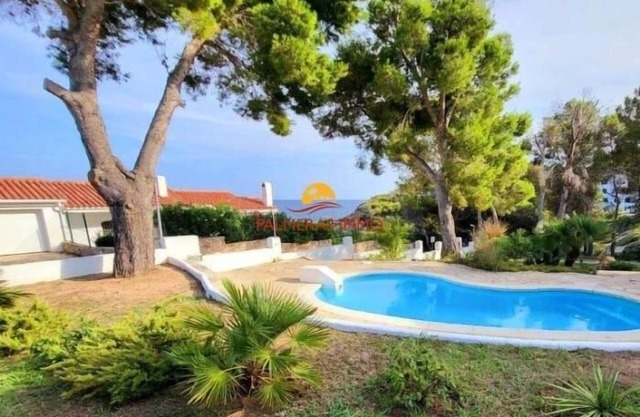 Hermoso apartamento con vistas al mar!