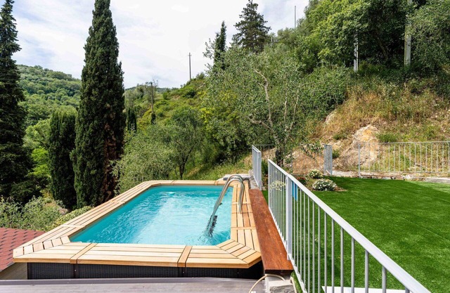 Hermoso apartamento para 6 personas con piscina, WIFI, patio y mascotas permitida