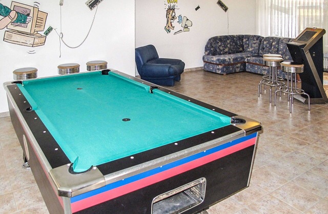 Hermoso apartamento en villa para 6 personas con piscina, TV y terraza