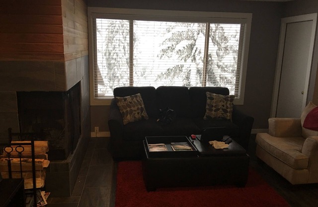 Condominio familiar recientemente renovado ubicado en el pueblo