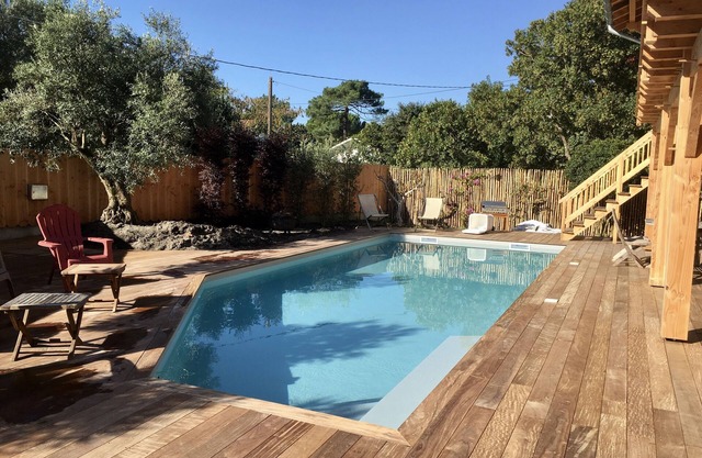 Beautiful family home 100 m from the bassin d'arcachon (Andernos) 12 people