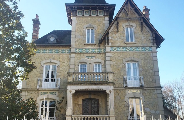 Hermosa mansión de estilo francés, en el valle de Terrasson Dordogne