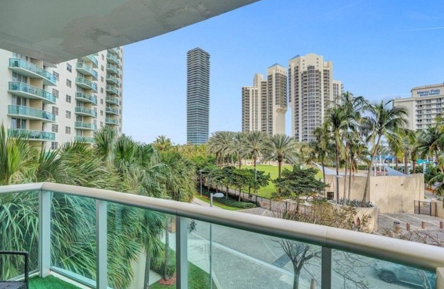Beautiful Garden View Ocean Reserve 1 BR Condo by RedAwning