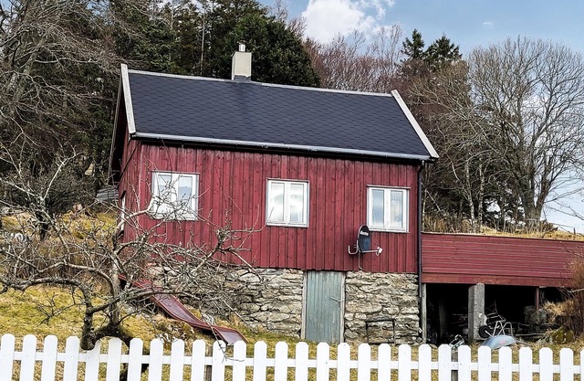 Hermosa casa en Sveio con cocina.