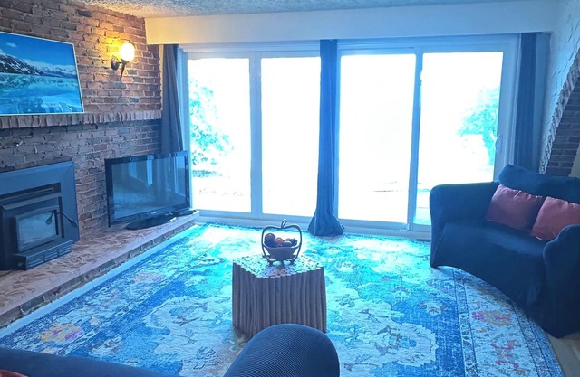 Getaway on a beautiful lake view