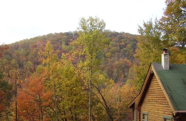 Hermosa cabaña aislada en las montañas de Blowing Rock