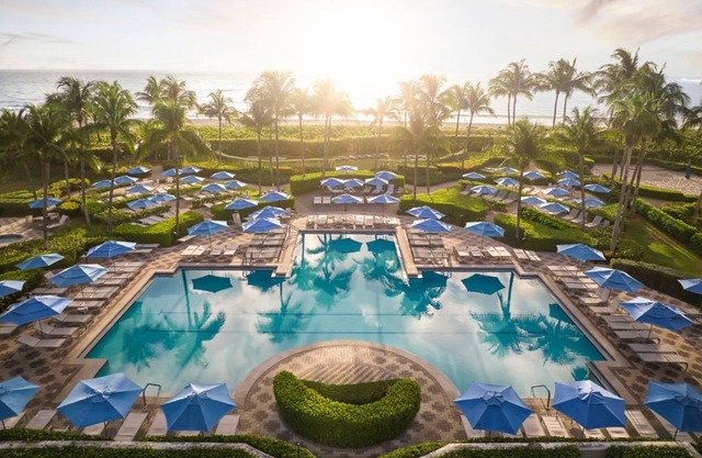 Beautiful Marriott Ocean Point Resort - Studio Villa - on the beach.