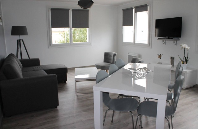 Hermoso apartamento moderno cerca de la playa del surco en Saint-Malo T3 80M2