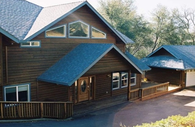 Hermosa casa de montaña cerca de Yosemite