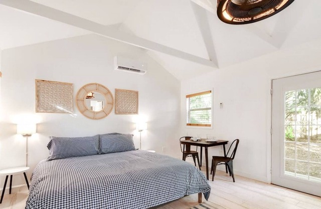 Beautiful New Cottage in West Palm Beach