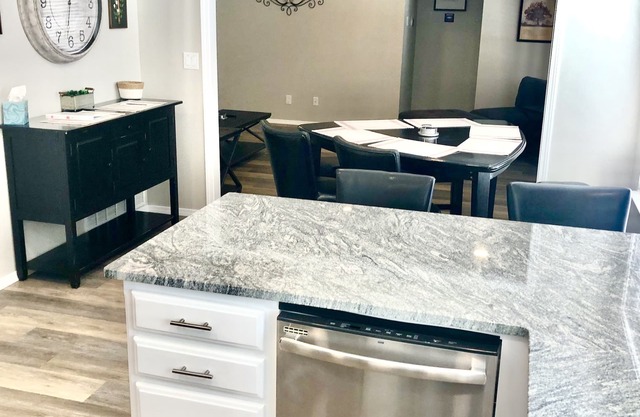 Beautiful Newly Renovated 4 Bedroom Westside House