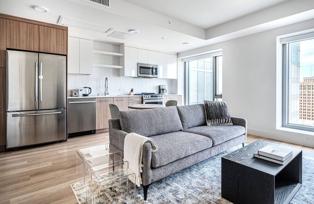 Beautiful Oakland 1BR w/ AC, W/D, Sky Deck, next to BART, by Blueground