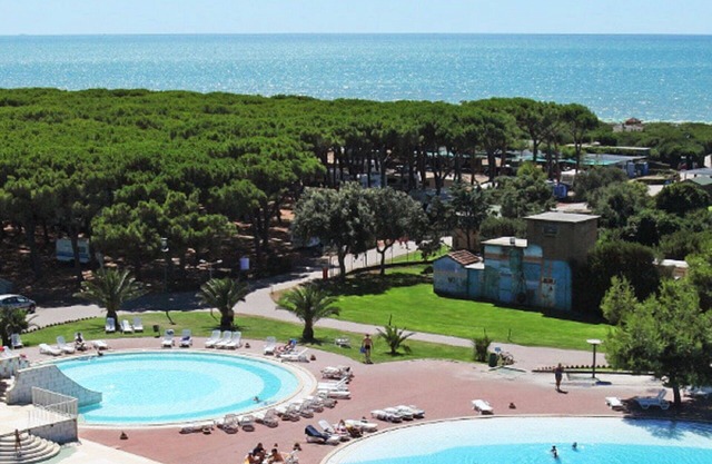 Estupenda casa de vacaciones privada para 5 personas con WIFI, piscina, A/C, terraza y aparcamiento