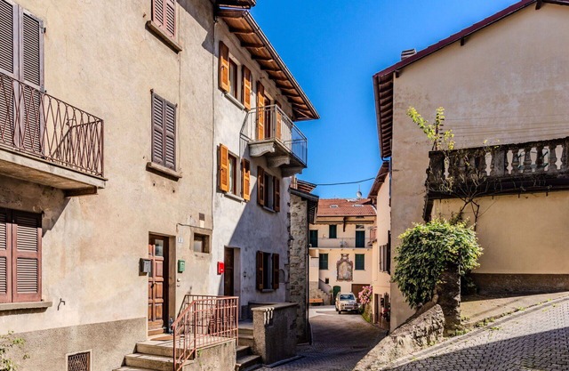 Estupenda casa de vacaciones privada para 5 personas con WIFI, balcón y mascotas permitida