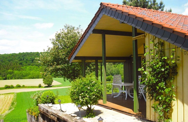Estupenda casa de vacaciones privada con WIFI, TV, patio, mascotas permitida y vista panorámica
