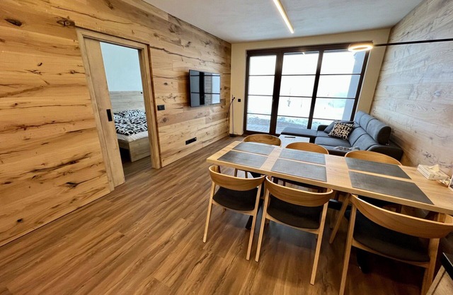 Estupenda casa de vacaciones privada para 6 personas con WIFI, TV, terraza y vista panorámica