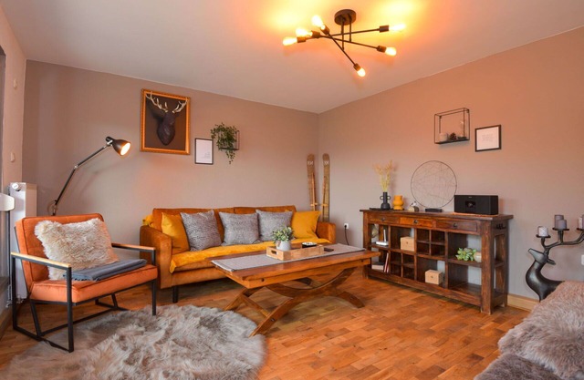 Maravillosa casa de vacaciones privada para 4 personas con WIFI, TV, terraza y mascotas permitida