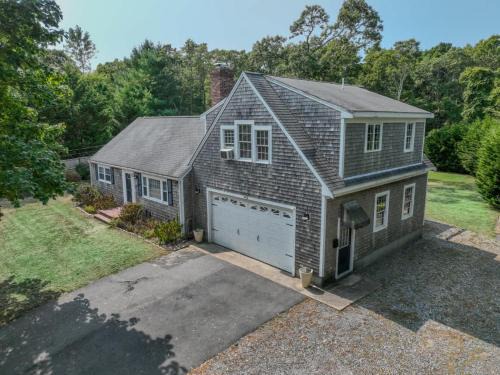 Beautiful Property w Separate Apartment