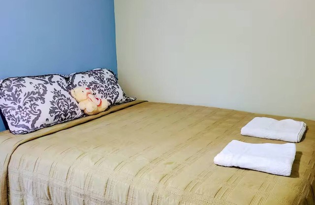 Beautiful Room, with bathroom