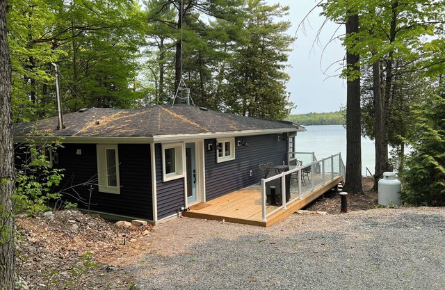 Beautiful Sandy Lake Cabin (as seen on HGTV)